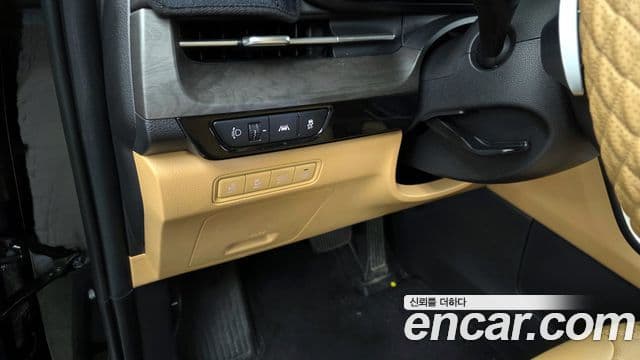 Kia Carnival 4세대 бензин 9인승 High Limousine(компания по спецнадстройкам), 2022 18