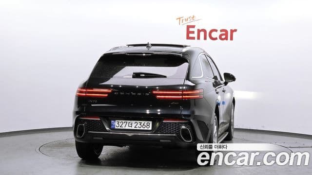 Genesis GV70, 2023 4