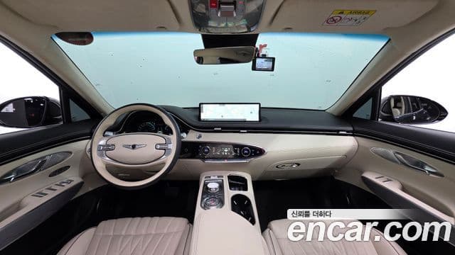 Genesis GV70, 2023 7