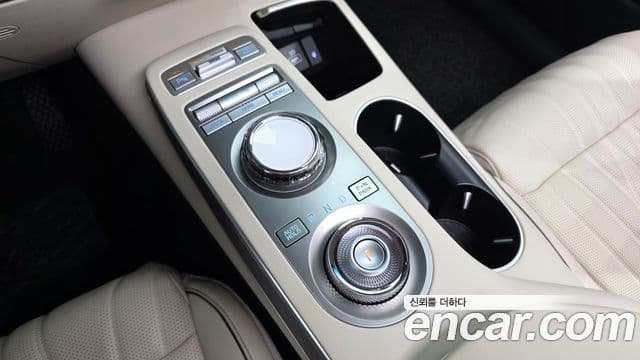 Genesis GV70, 2023 9