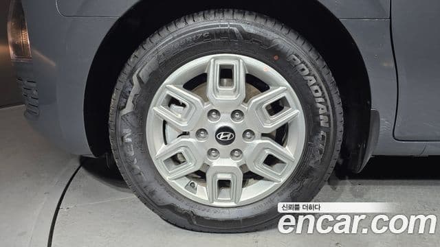 Hyundai Staria Modern, 2025 все фото