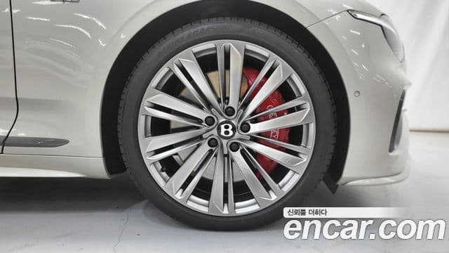 Bentley Continental GT 4세대 4.0 GTC Speed, 2025 все фото