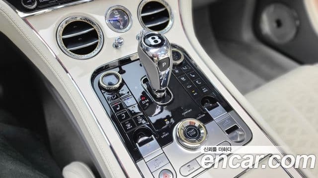 Bentley Continental GT 4세대 4.0 GTC Speed, 2025 9