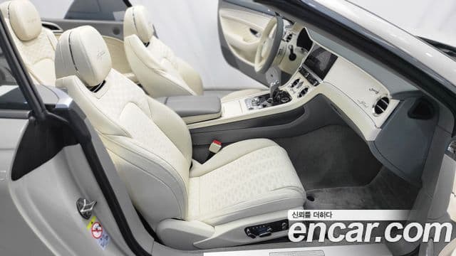 Bentley Continental GT 4세대 4.0 GTC Speed, 2025 12