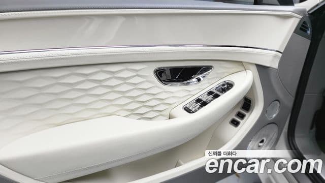 Bentley Continental GT 4세대 4.0 GTC Speed, 2025 13