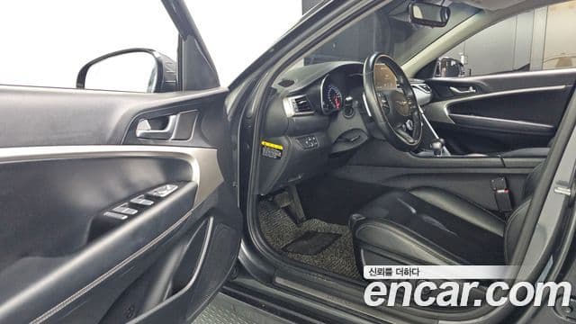 Genesis G70 Advanced, 2018 10