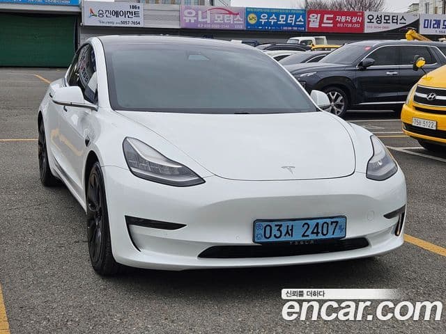 Tesla модель 3 Standard Range Plus, 2020 2
