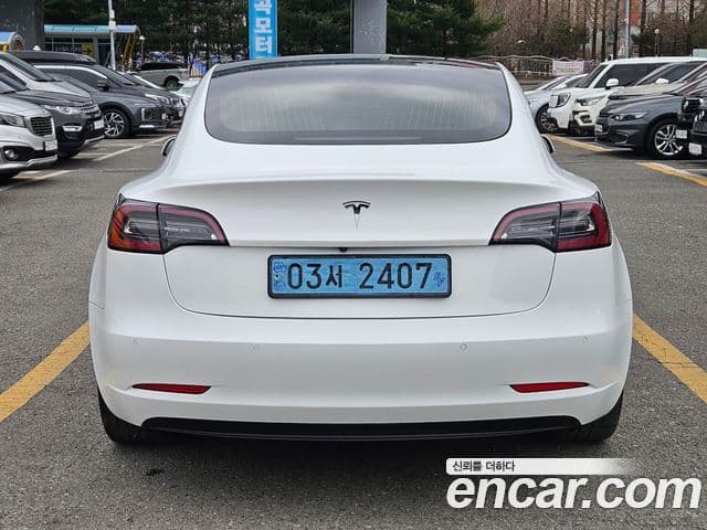 Tesla модель 3 Standard Range Plus, 2020 4