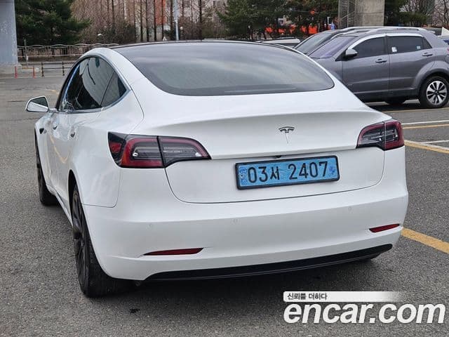 Tesla модель 3 Standard Range Plus, 2020 все фото