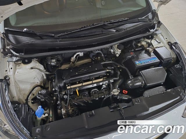 Hyundai Accent(новый кузов / новое поколение) Premier, 2011 6