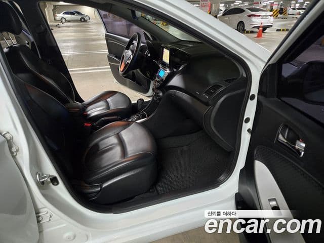 Hyundai Accent(новый кузов / новое поколение) Premier, 2011 12