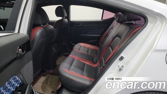 Hyundai Avante AD 1.6 турбо Sport, 2017 12