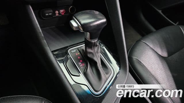 Kia Niro Prestige, 2017 9