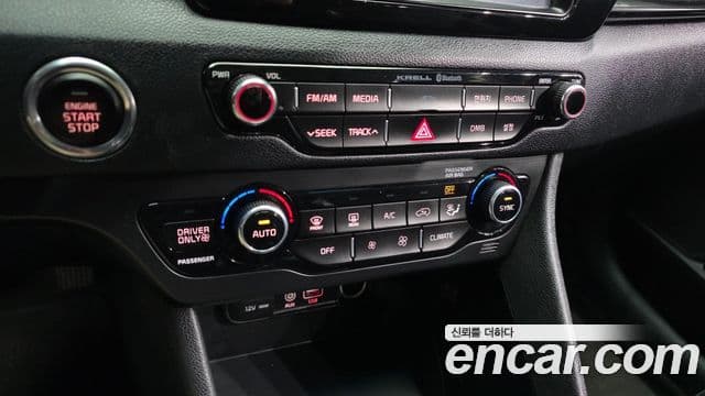 Kia Niro Prestige, 2017 16