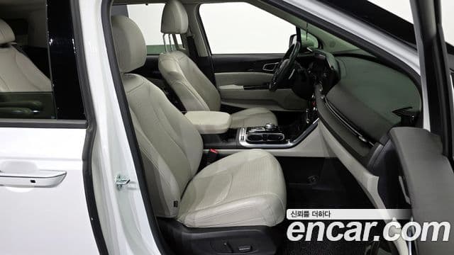 Kia Carnival 4세대 Signature, 2021 11
