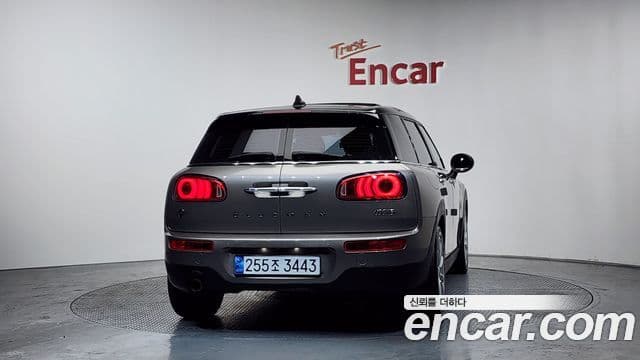 Mini Cooper 클럽맨 2세대, 2019 4
