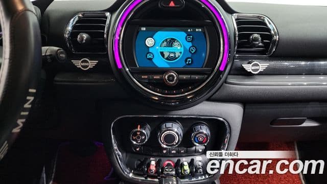 Mini Cooper 클럽맨 2세대, 2019 16