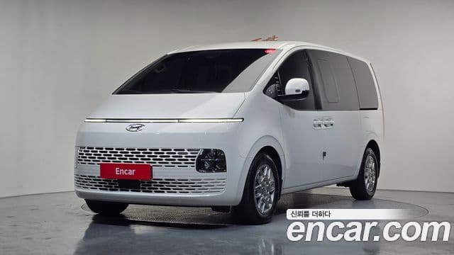 Hyundai Staria Modern, 2024 1