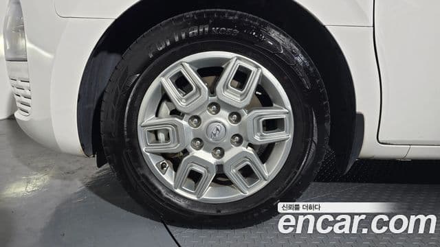 Hyundai Staria Modern, 2024 все фото