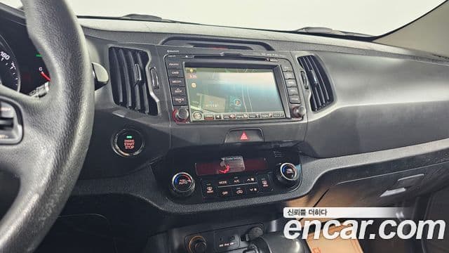 Kia Sportage R Premium, 2012 16