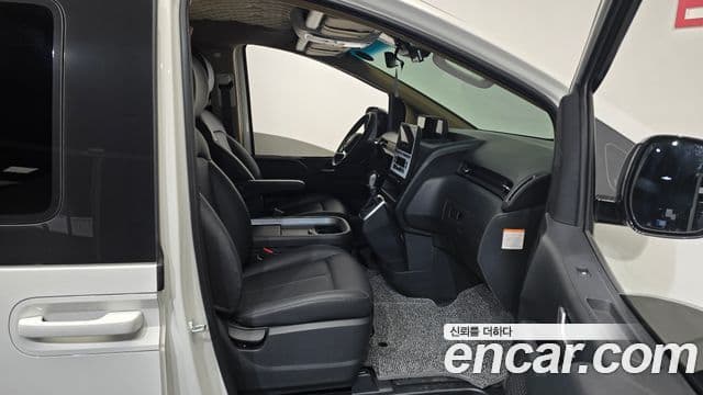 Hyundai Staria компания по спецнадстройкам, 2025 11