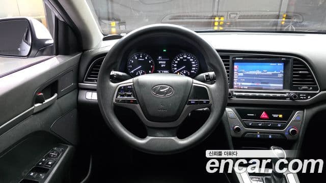 Hyundai Avante AD 1.6 LPI Style(арендный автомобиль), 2018 13