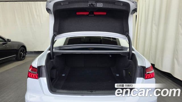 Audi A6 (C8) Premium, 2023 20