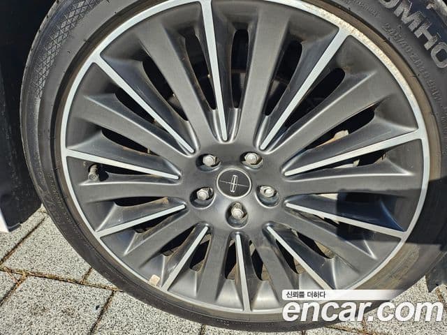 Lincoln New MKZ 2세대, 2016 4
