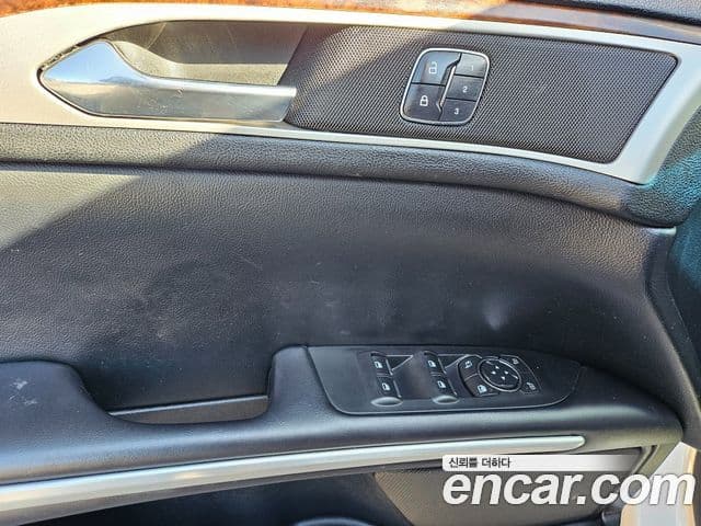 Lincoln New MKZ 2세대, 2016 12