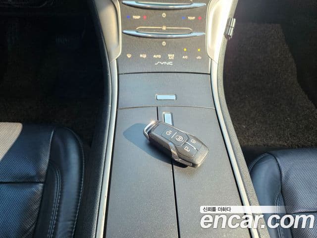 Lincoln New MKZ 2세대, 2016 17