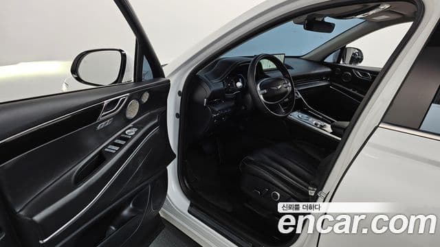 Genesis GV80, 2022 9