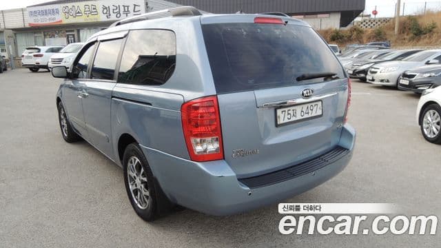 Kia Carnival R люксовая версия, 2013 6
