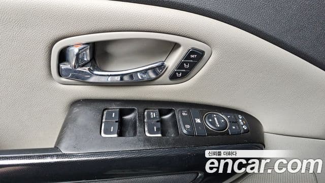 Kia All New Carnival Noblesse, 2016 15