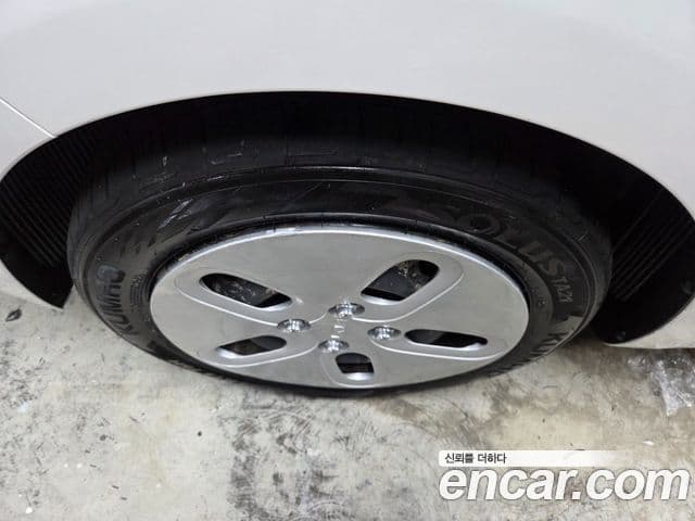 Kia The / новый New Ray Standard, 2022 все фото