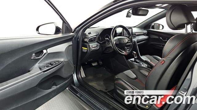 Hyundai Veloster (JS) Core, 2018 10