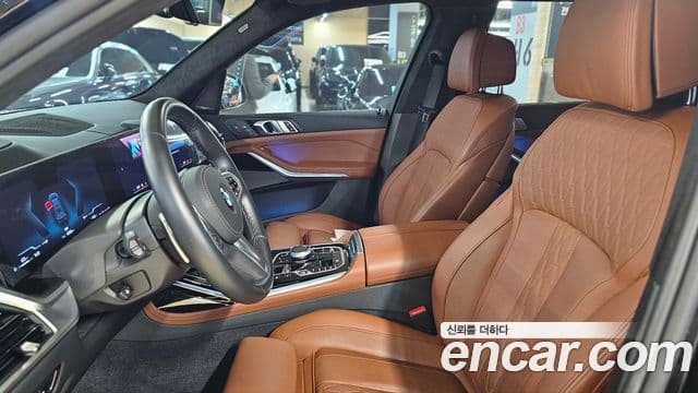 BMW X7 (G07) xDrive 40i M Sport 6인승, 2024 6
