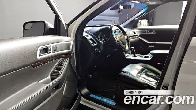 Ford Explorer 5세대, 2014 12