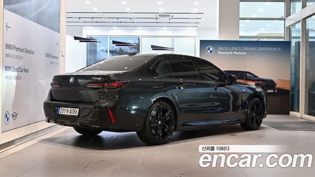 BMW 7시리즈 (G70) 750e xDrive M Sport, 2024 4