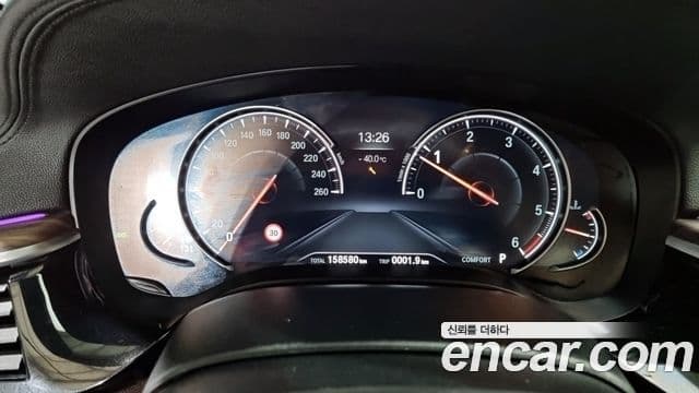 BMW 5시리즈 (G30) 520d M Sport Plus, 2017 8