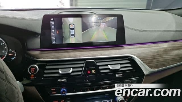 BMW 5시리즈 (G30) 520d M Sport Plus, 2017 16