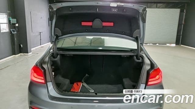 BMW 5시리즈 (G30) 520d M Sport Plus, 2017 18
