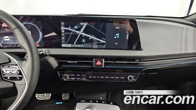 Kia EV6 GT Line, 2022 14