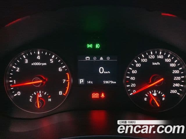 Kia All New K7 3.0 LPI Prestige (арендный автомобиль), 2016 11