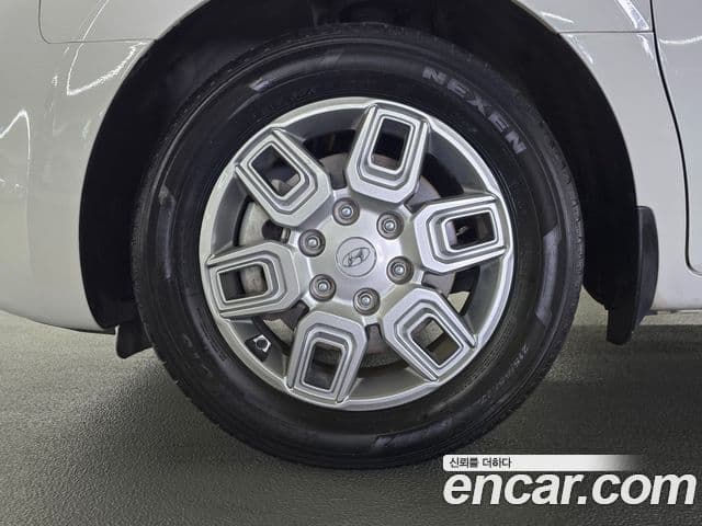 Hyundai Staria Modern, 2022 все фото