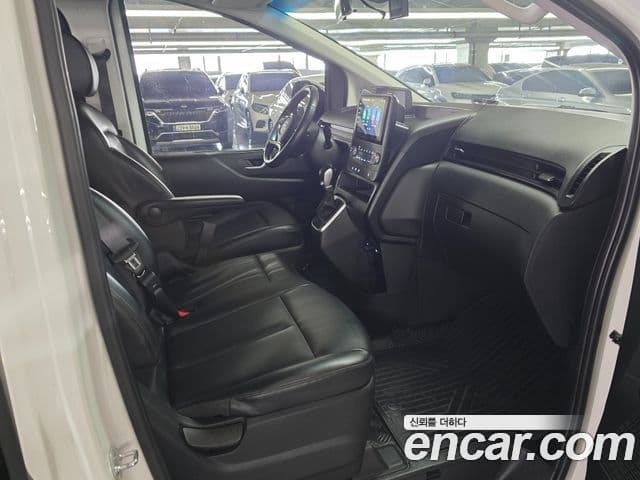 Hyundai Staria Modern, 2022 11