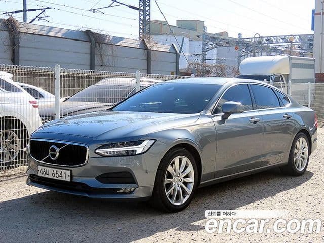 Volvo S90 D4 Momentum, 2017 2