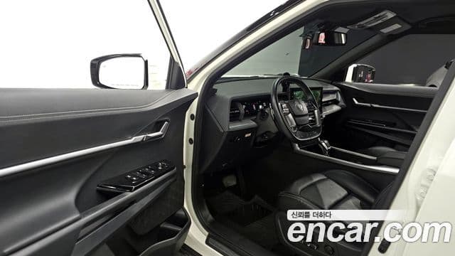 KG모빌리티(SsangYong) Torres T7, 2024 11