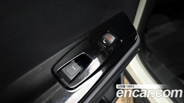 KG모빌리티(SsangYong) Torres T7, 2024 18