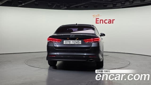 Kia K5 2세대 Prestige, 2017 4