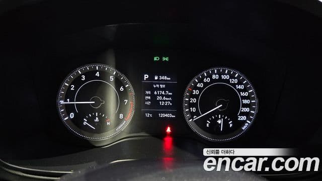 Hyundai Venue 1.6 Smart, 2020 8